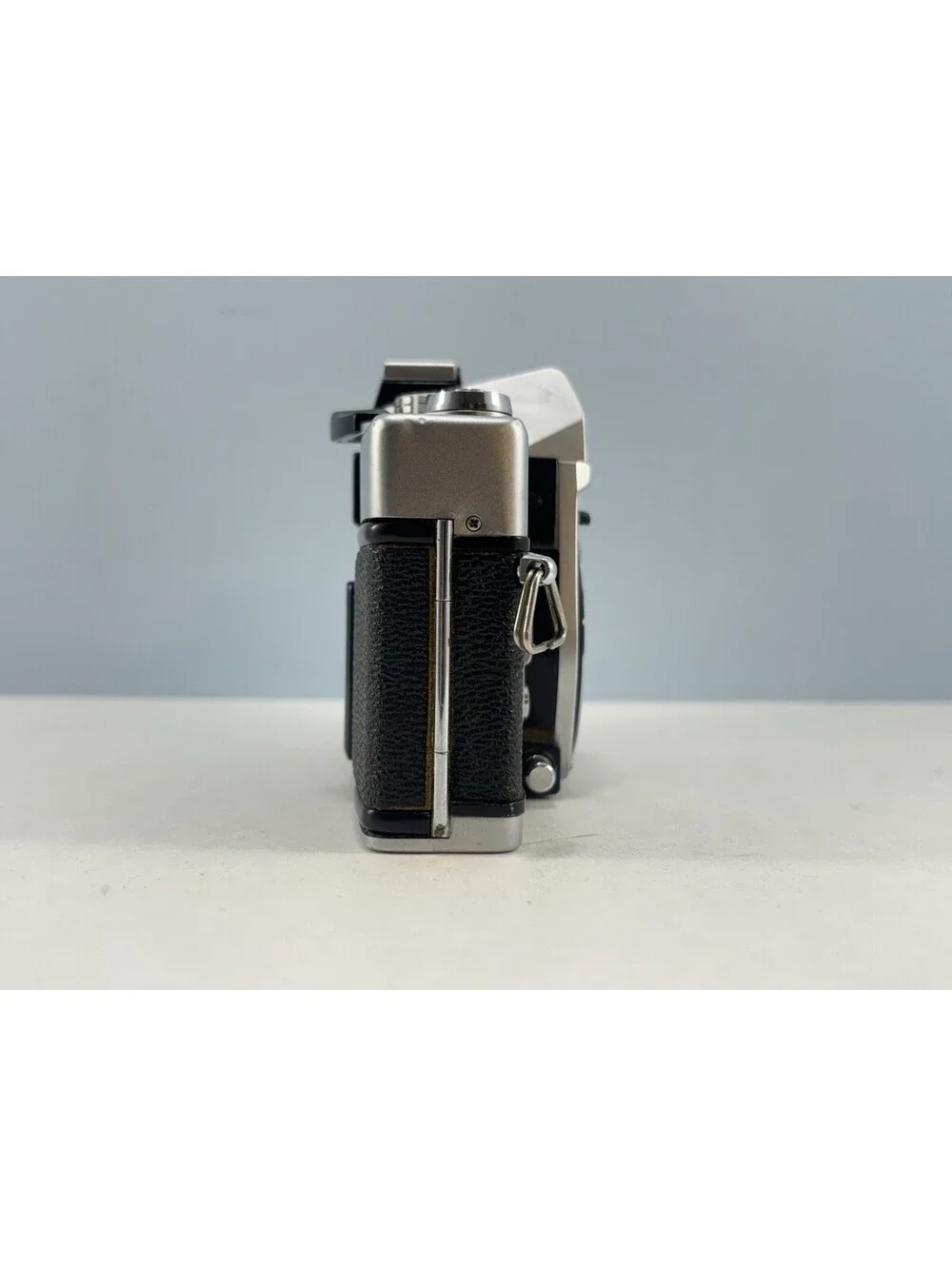 Minolta SRT 201 35mm Film SLR Camera Body Only - Read Description - Parts /As Is